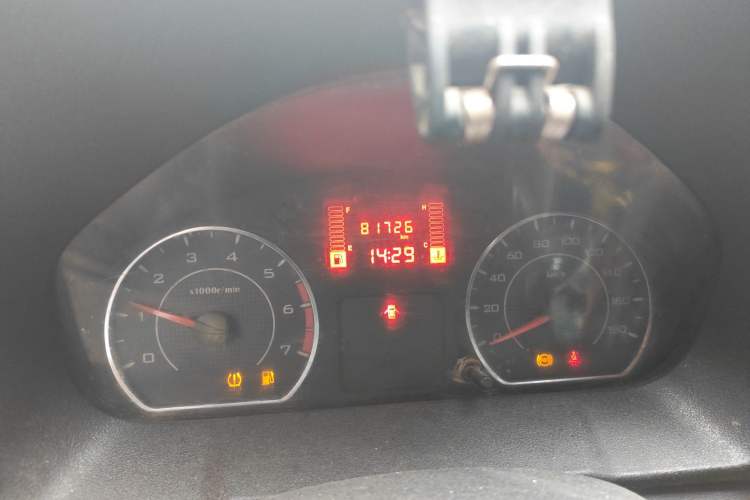 Used Wuling Zhengtu 2021 1.5L Adventure LAR Odometer Close Up