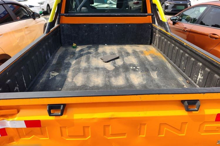 Used Wuling Zhengtu 2021 1.5L Adventure LAR Trunk