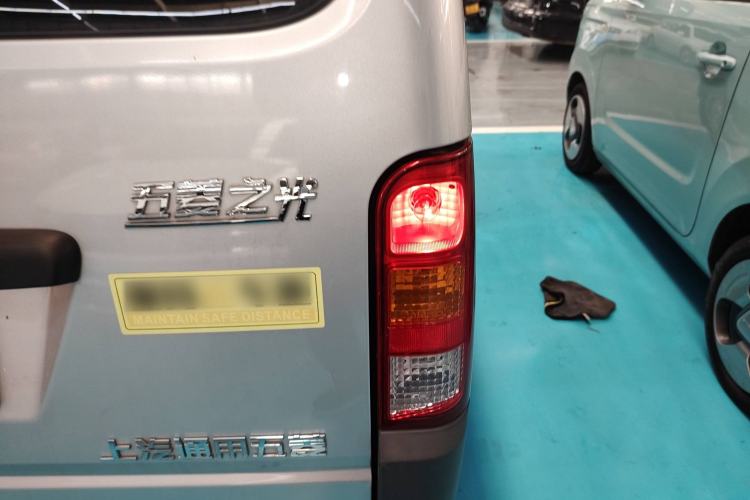 Used Wuling Zhiguang 2023 1.5L Practical Version 5/7 Seats Exterior 6
