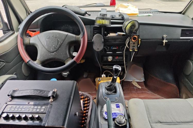 Used Wuling Zhiguang 2008 1.1L Base Version LXA Center Console