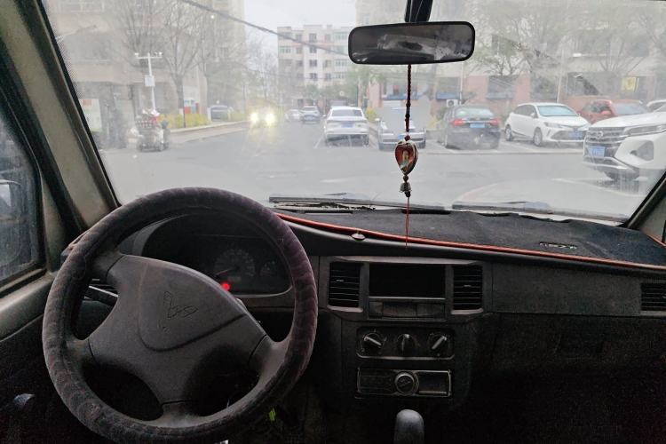 Used Wuling Zhiguang 2008 1.0L Standard Version Center Console