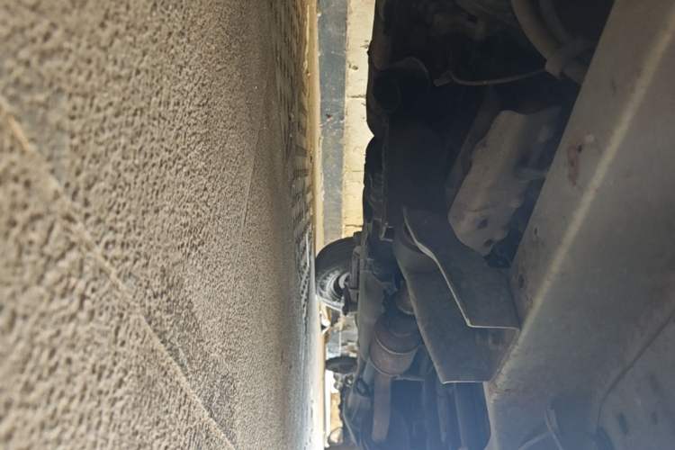 Used Wuling Zhiguang 2008 1.0L Standard Version Chassis Front Left
