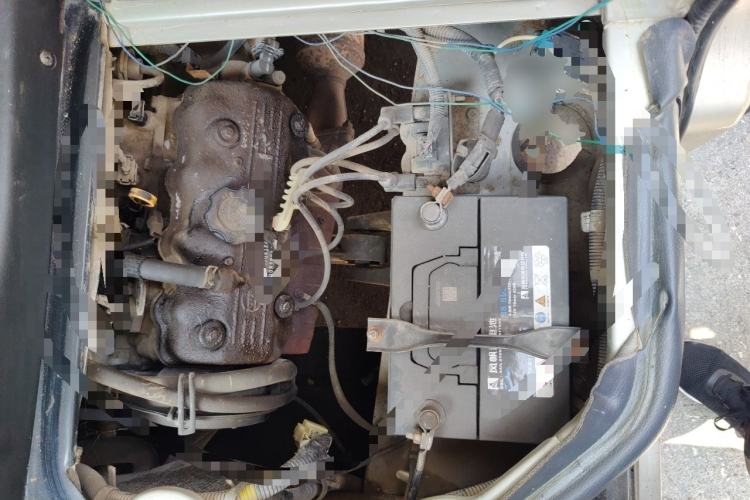 Used Wuling Zhiguang 2008 1.0L Standard Version Engine Bay