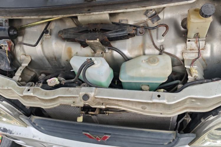 Used Wuling Zhiguang 2008 1.1L Base Version LXA Engine Bay