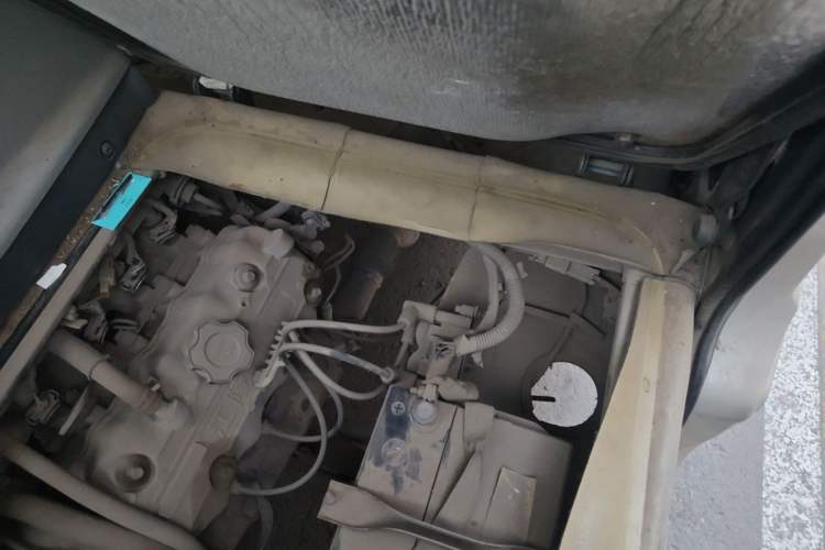 Used Wuling Zhiguang 2008 1.0L Standard Version Engine Bay Left
