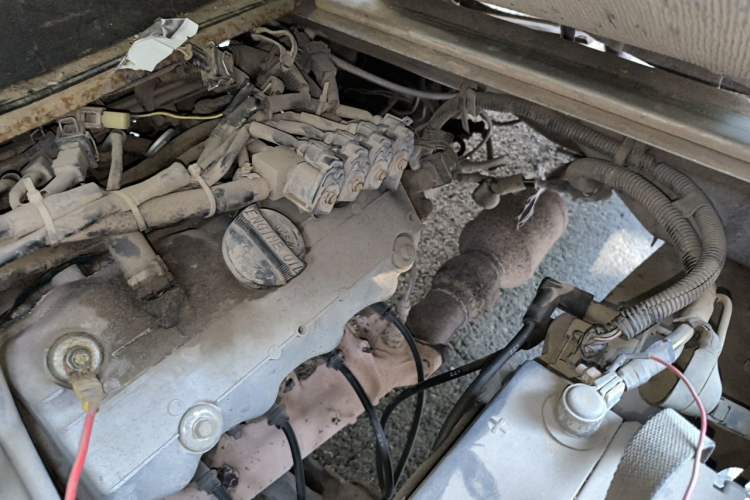 Used Wuling Zhiguang 2008 1.0L Base Version Engine Bay Right