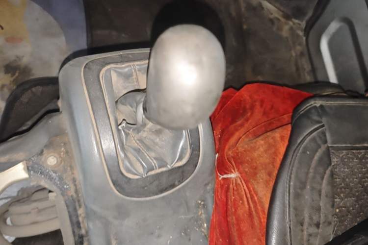 Used Wuling Zhiguang 2008 1.0L Standard Version Gear Lever