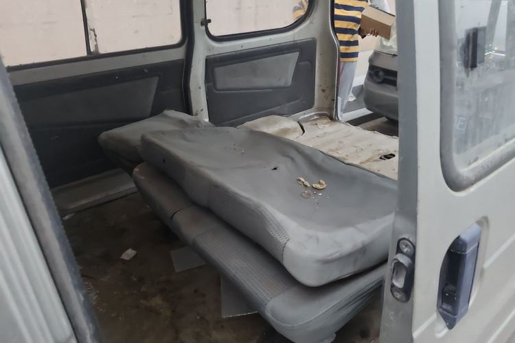 Used Wuling Zhiguang 2008 1.0L Standard Version Left Rear Seat
