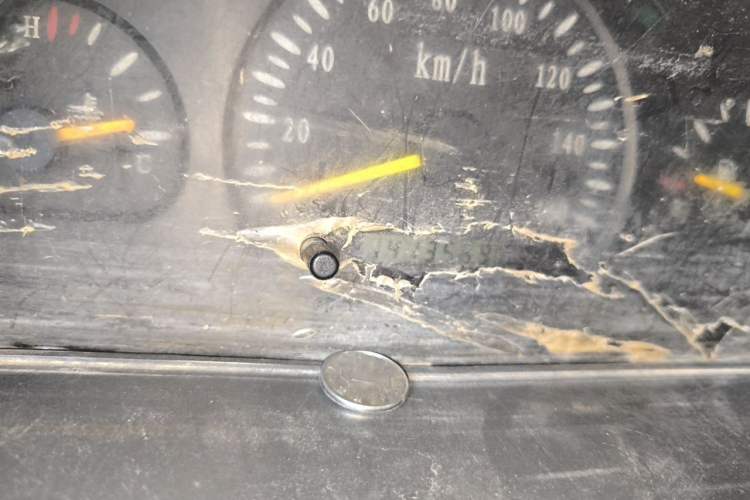 Used Wuling Zhiguang 2008 1.0L Base Version Odometer Close Up