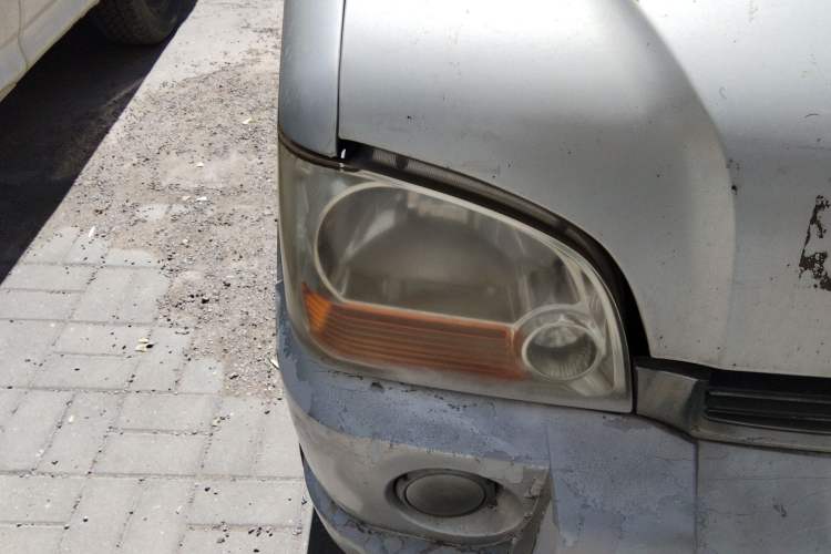 Used Wuling Zhiguang 2008 1.0L Standard Version Right Front Headlight