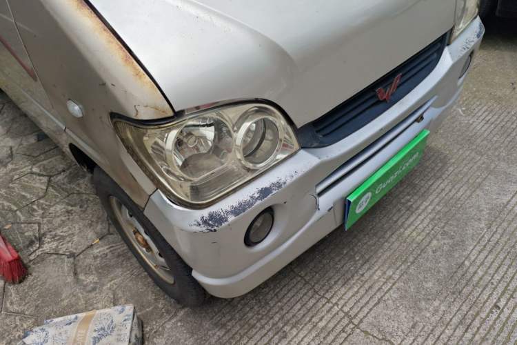 Used Wuling Zhiguang 2008 1.1L Base Version LXA Right Front Headlight