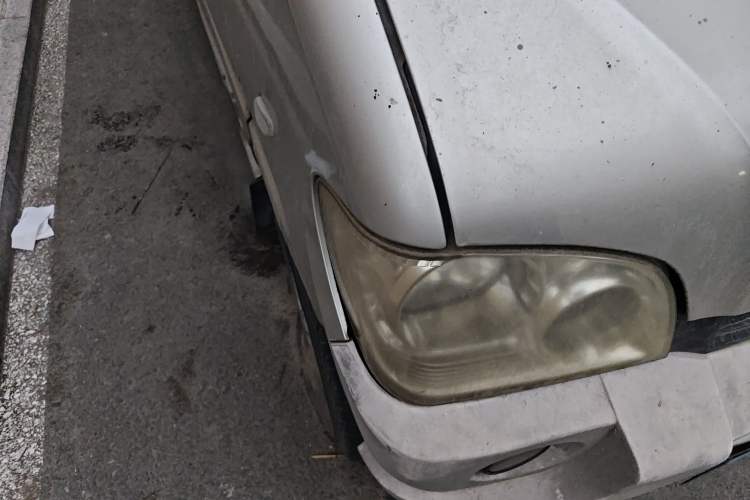 Used Wuling Zhiguang 2008 1.0L Standard Version Right Front Headlight