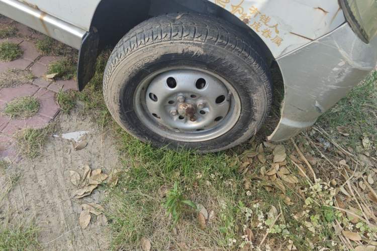 Used Wuling Zhiguang 2008 1.0L Base Version Right Front Wheel Hub