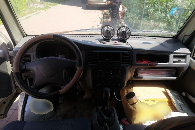Used Wuling Zhiguang 2010 1.0L Liye Edition Center Console