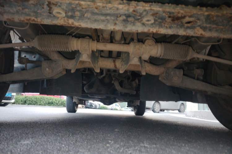 Used Wuling Zhiguang 2010 1.0L New Version Practical Short-Body L2Y Chassis Front