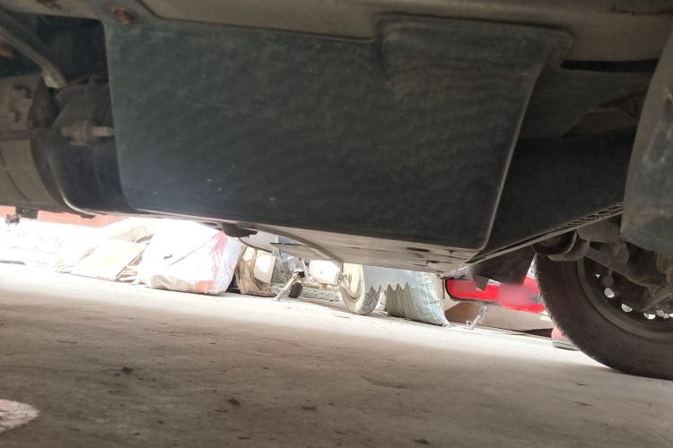 Used Wuling Zhiguang 2010 1.0L Liye Edition Chassis Front Right