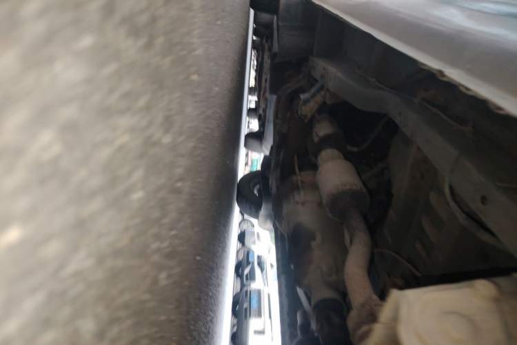 Used Wuling Zhiguang 2010 1.0L New Version Practical Short-Body L2Y Chassis Rear Left