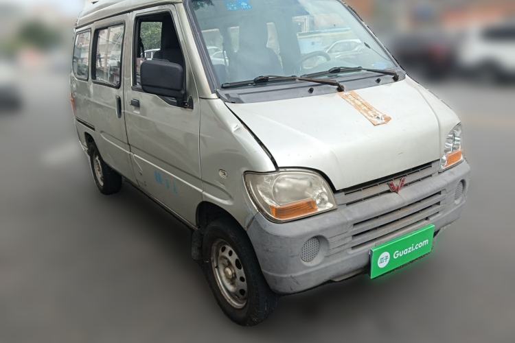 Used Wuling Zhiguang 2010 1.0L New Version Practical Edition with Short Body Front Right 45 Deg