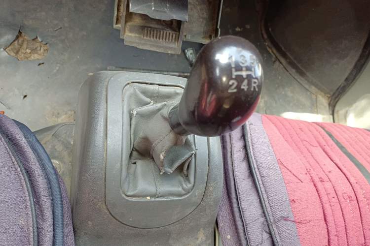 Used Wuling Zhiguang 2010 1.0L Liye Edition Gear Lever