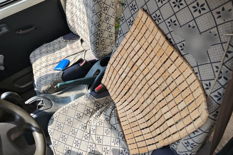 Used Wuling Zhiguang 2010 1.0L Liye Edition Left Front Seat