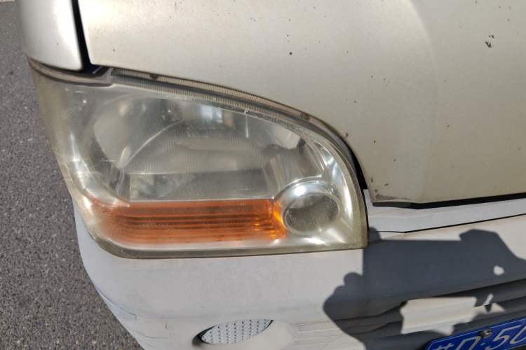 Used Wuling Zhiguang 2010 1.0L Liye Edition Right Front Headlight