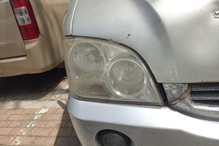 Used Wuling Zhiguang 2010 1.0L Liye Edition Right Front Headlight