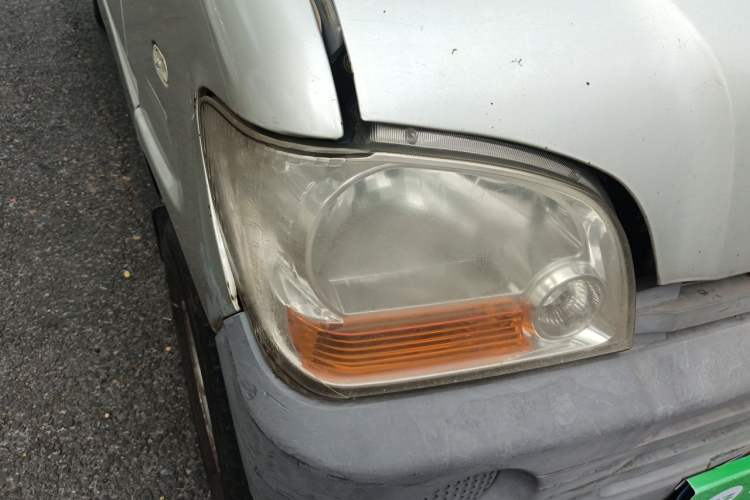 Used Wuling Zhiguang 2010 1.0L New Version Practical Edition with Short Body Right Front Headlight