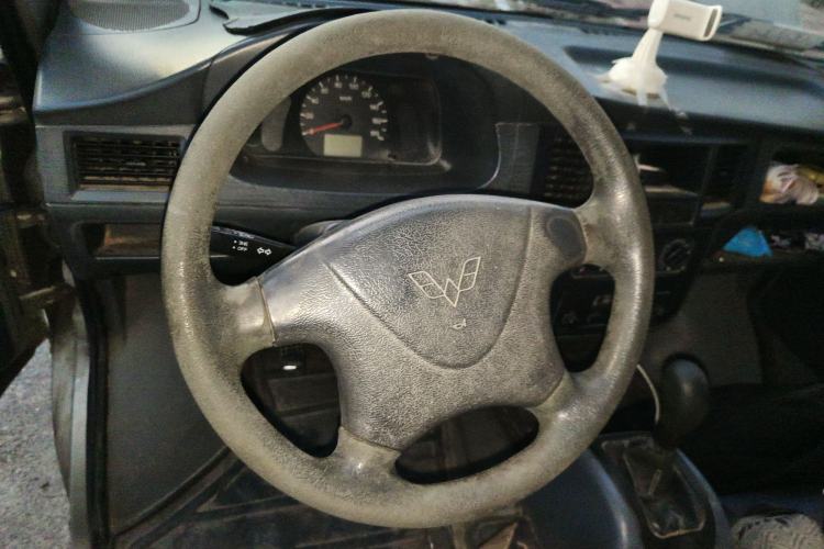 Used Wuling Zhiguang 2010 1.0L Liye Edition Steering Wheel
