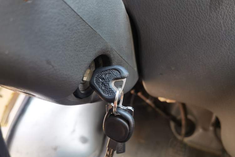 Used Wuling Zhiguang 2010 1.0L Liye Edition Vehicle Key