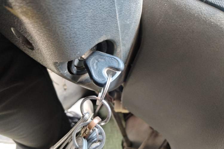 Used Wuling Zhiguang 2010 1.0L Liye Edition Vehicle Key