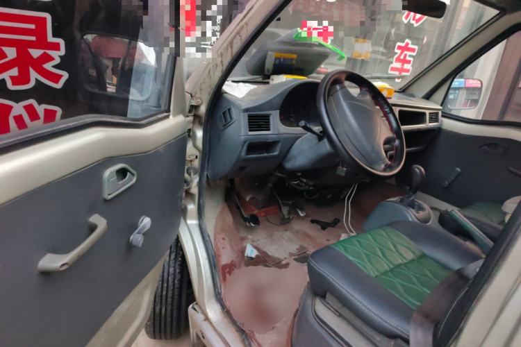 Used Wuling Zhiguang 2010 1.0L Liye Edition Driver Seat