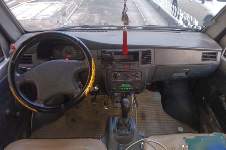 Used Wuling Zhiguang 2010 1.0L Liye Edition Center Console