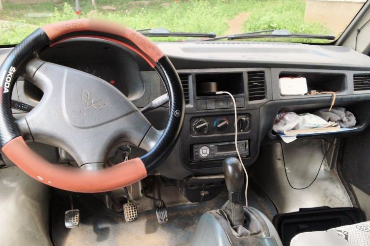 Used Wuling Zhiguang 2010 1.0L Liye Edition Center Console