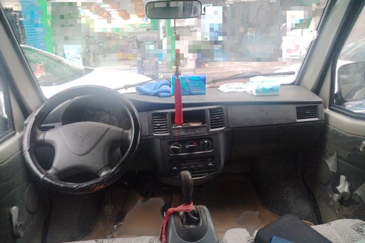 Used Wuling Zhiguang 2010 1.0L Liye Edition Center Console