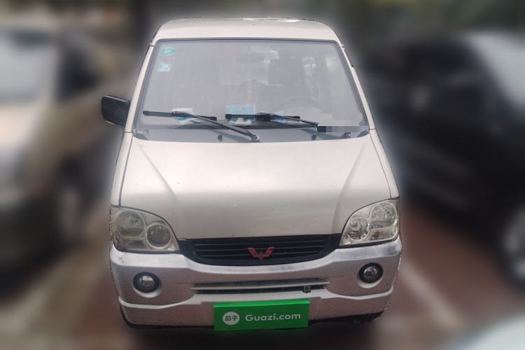 Used Wuling Zhiguang 2010 1.0L Liye Edition Front