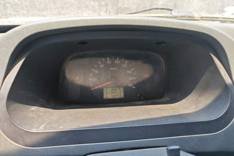 Used Wuling Zhiguang 2010 1.0L New Version Liye Style with Shorter Body Instrument Cluster