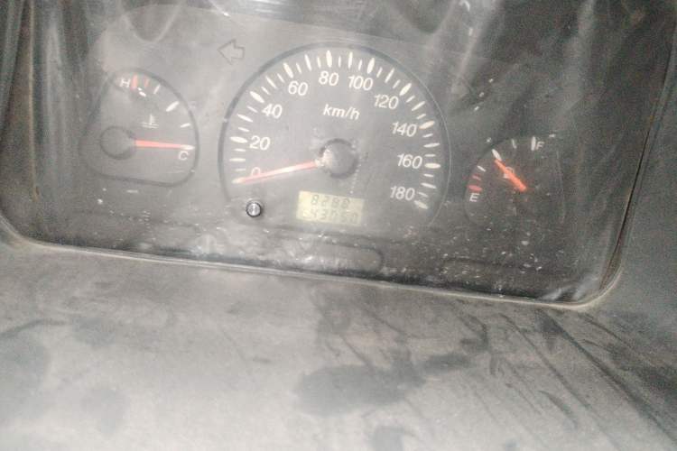 Used Wuling Zhiguang 2010 1.0L Liye Edition Odometer Close Up