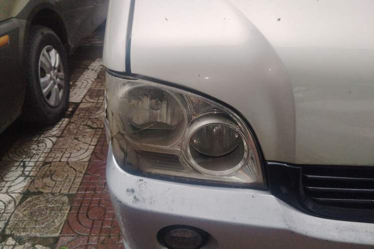 Used Wuling Zhiguang 2010 1.0L Liye Edition Right Front Headlight
