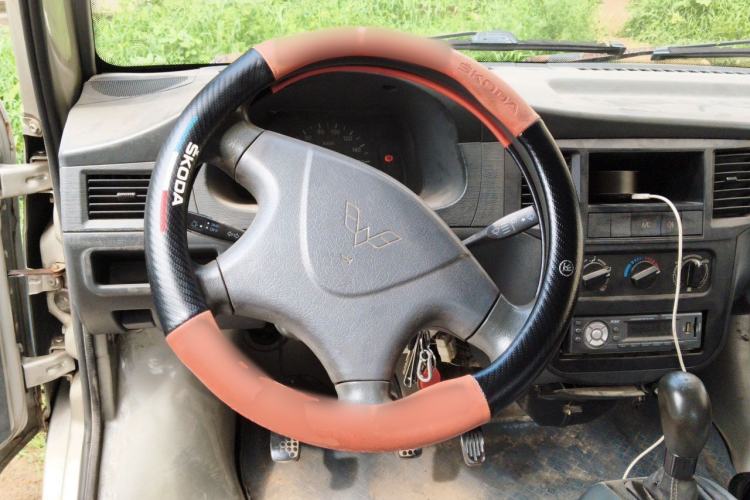 Used Wuling Zhiguang 2010 1.0L Liye Edition Steering Wheel