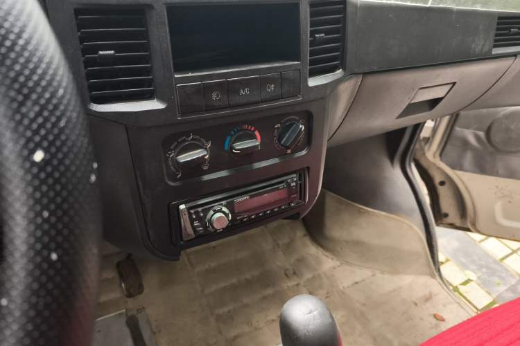 Used Wuling Zhiguang 2010 1.0L Base Version Audio And AC Panel