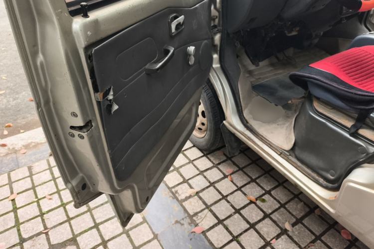 Used Wuling Zhiguang 2010 1.0L Base Version Driver Seat
