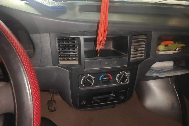 Used Wuling Zhiguang 2010 1.0L Base Version Audio And AC Panel