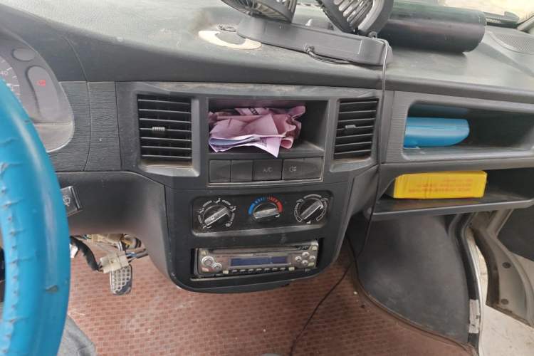 Used Wuling Zhiguang 2010 1.0L Liye Edition Audio And AC Panel