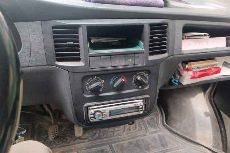 Used Wuling Zhiguang 2010 1.0L Base Version Audio And AC Panel