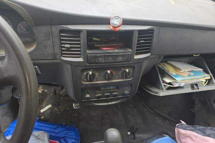 Used Wuling Zhiguang 2010 1.0L Base Version Audio And AC Panel