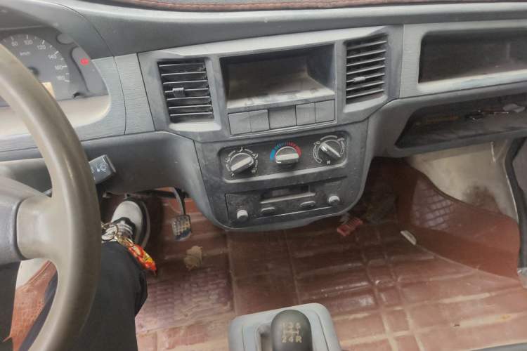 Used Wuling Zhiguang 2010 1.0L Base Version Audio And AC Panel