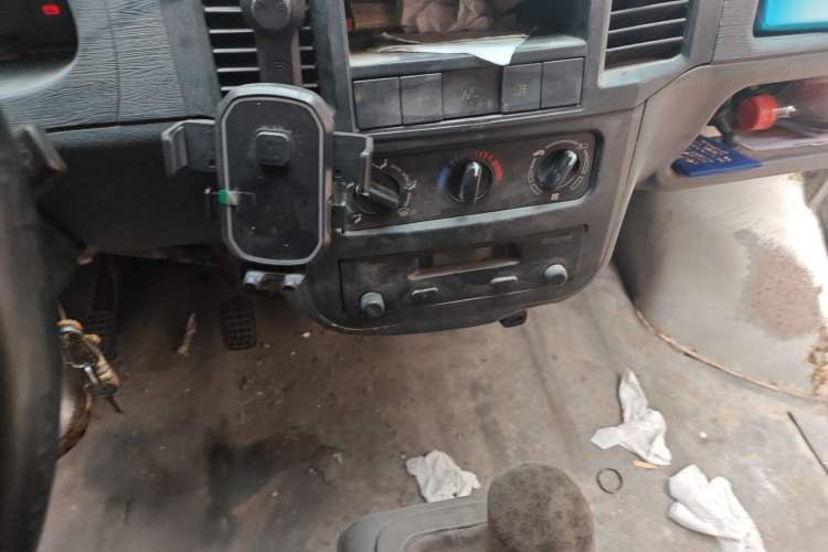 Used Wuling Zhiguang 2010 1.0L Base Version Audio And AC Panel