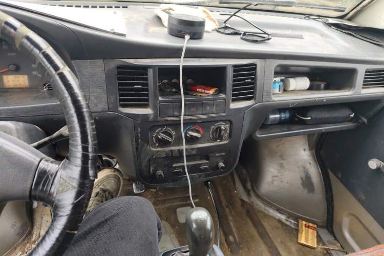 Used Wuling Zhiguang 2010 1.0L Base Version Audio And AC Panel