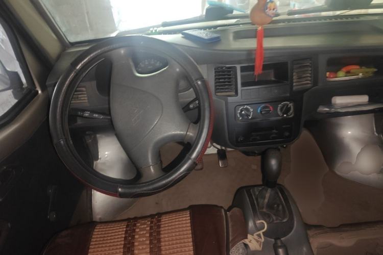 Used Wuling Zhiguang 2010 1.0L Base Version Center Console