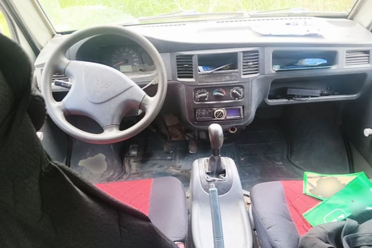 Used Wuling Zhiguang 2010 1.0L Base Version Center Console